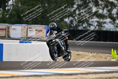media/Apr-18-2025-TrackDaz (Fri) [[45f5874c44]]/B Group/Session 4 (Turn 6 - Outside)/